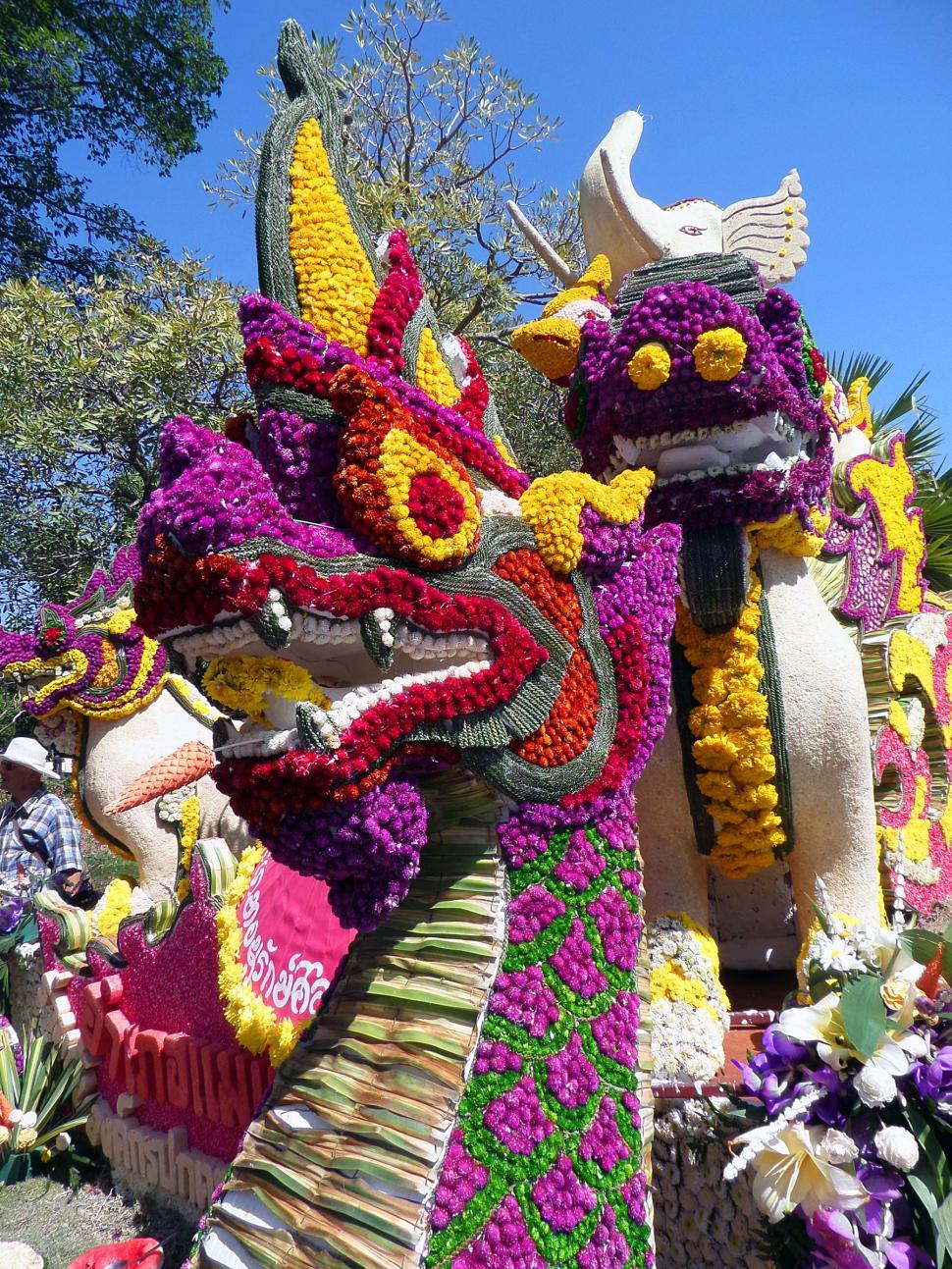 Free Image of Floral Naga  