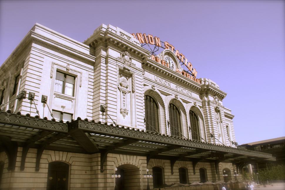 Free Image of Large Building With Sign 