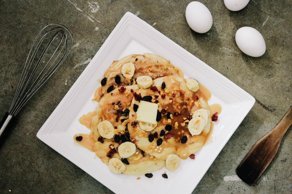Free Image of Plate With Pancakes and Bananas 