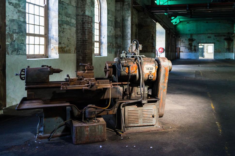 Free Image of Old Machine in Middle of Room 