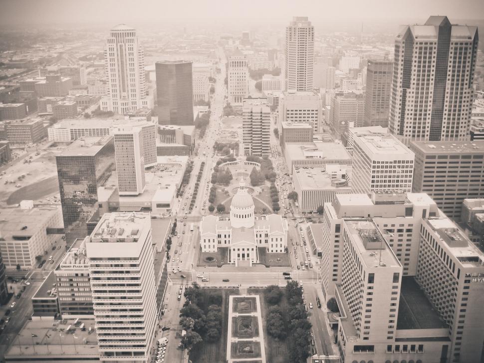 Free Image of Urban Landscape in Monochrome 