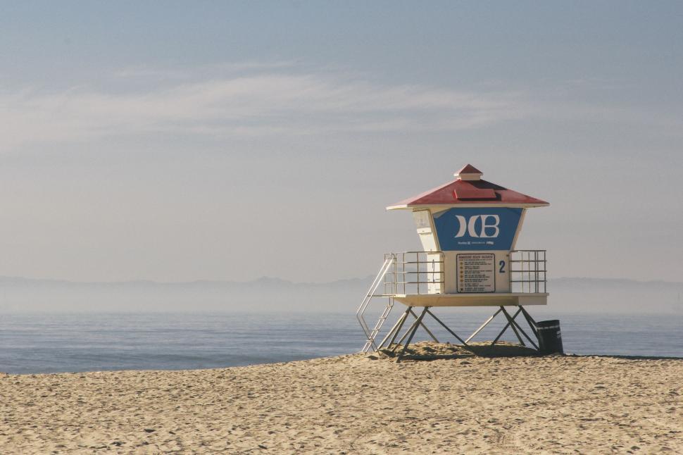 Free Image of Lifeguard Tower on Sandy Beach 