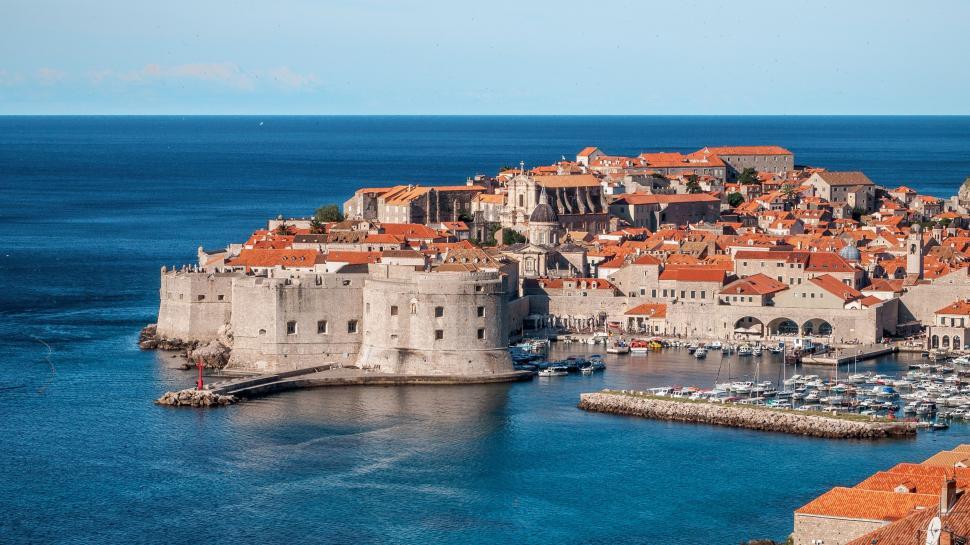 Free Image of Cityscape in the Middle of the Ocean 
