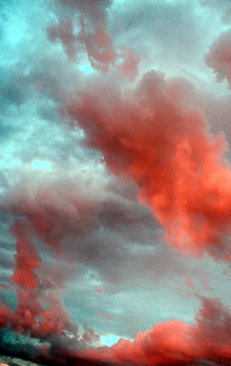 Free Image of Evening sky 