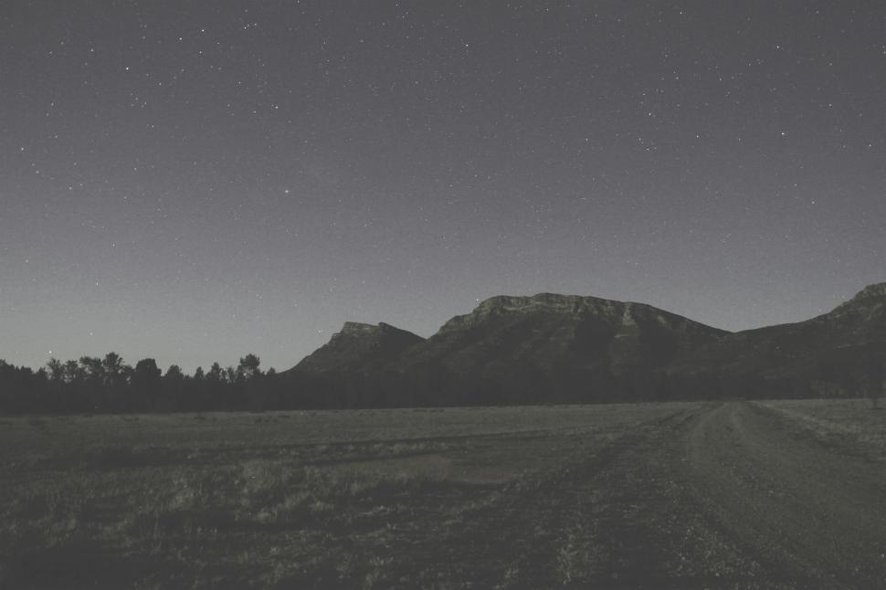 Free Image of Majestic Mountain Range in Black and White 