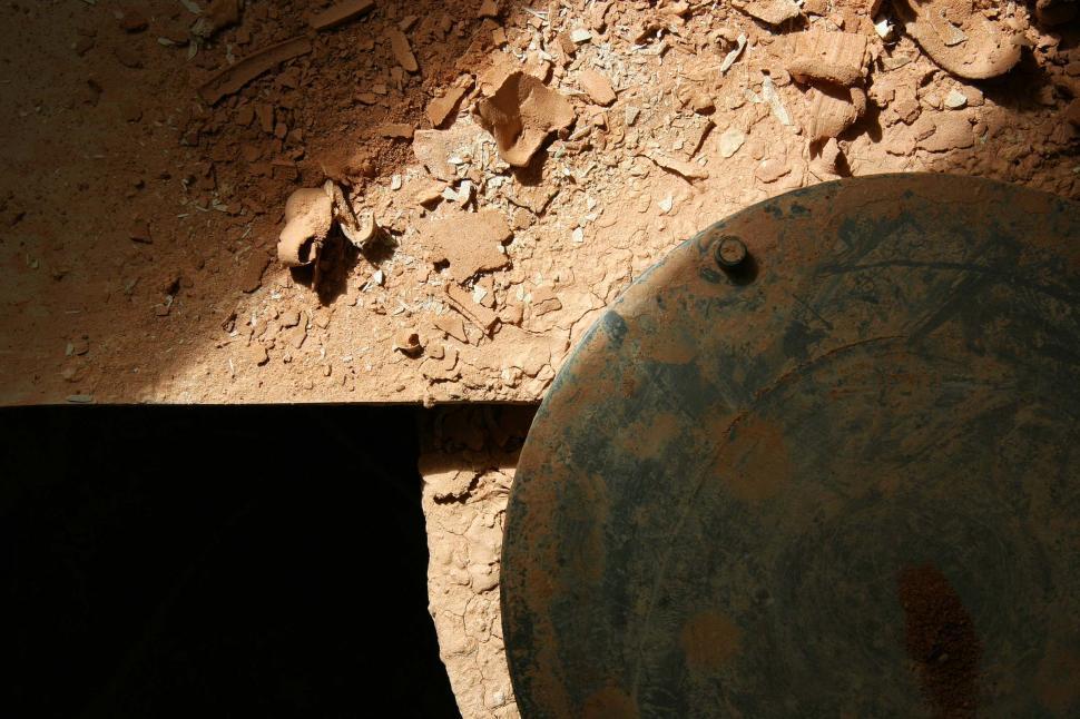 Free Image of Dry clay 