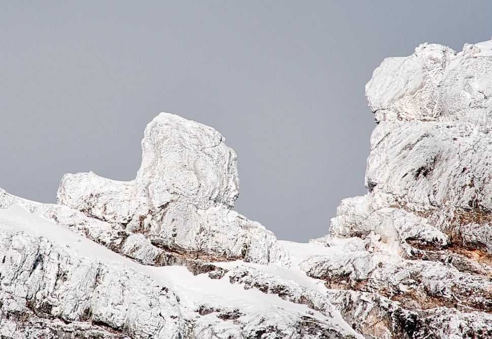 Free Image of Frozen stones 