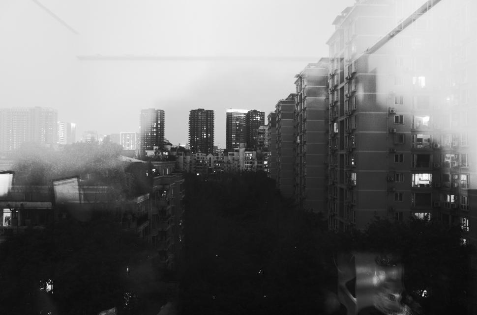 Free Image of Nighttime Cityscape in Monochrome 