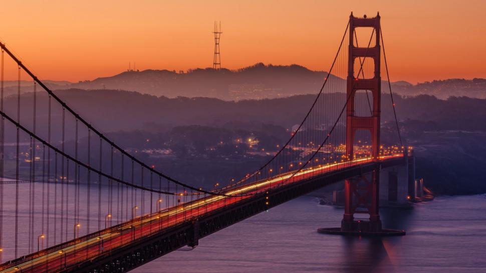 Free Image of The Golden Gate Bridge in San Francisco, California 