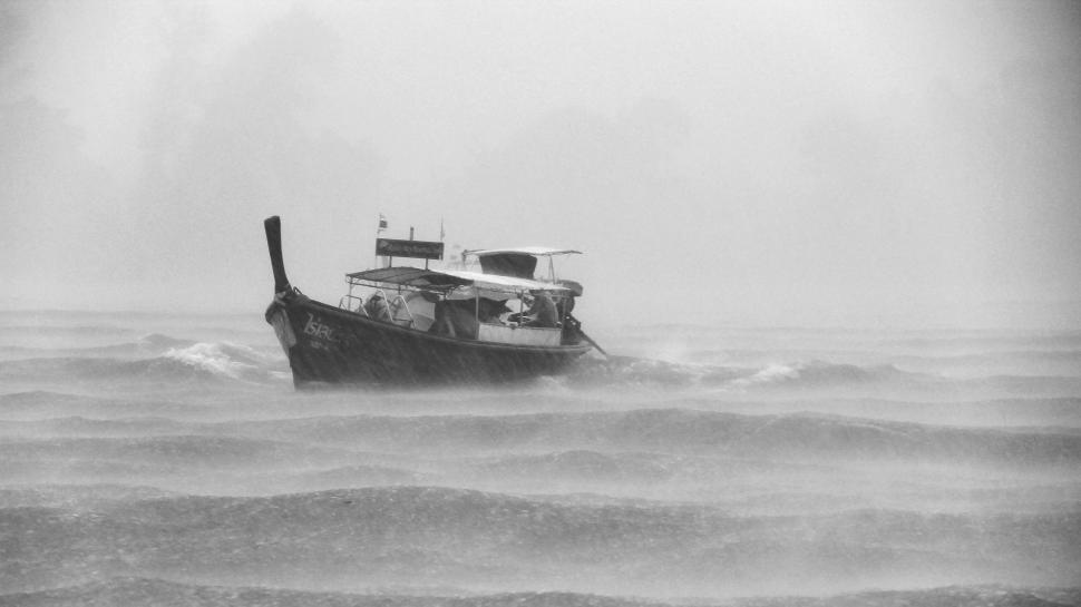 Free Image of Boat Sailing in Water 
