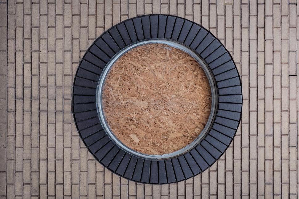 Free Image of Metal Plate Containing Brown Substance 