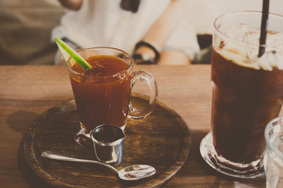 Free Image of Drinks on Wooden Table 