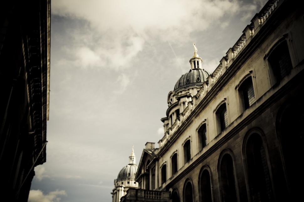 Free Image of Grand Building With Dome 