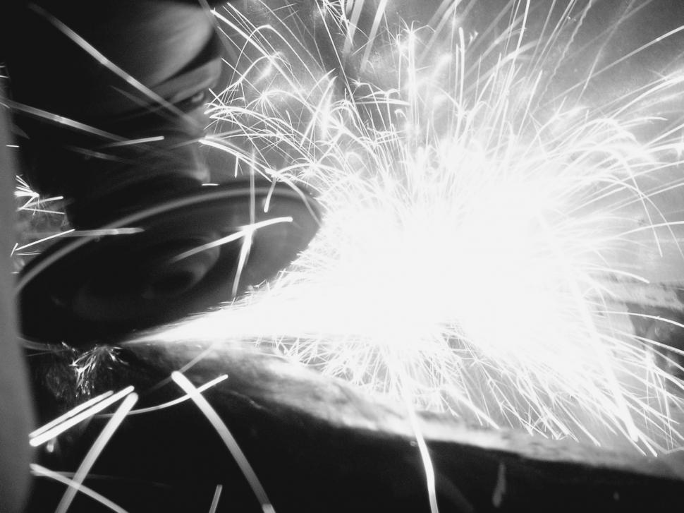 Free Image of Sparks! 