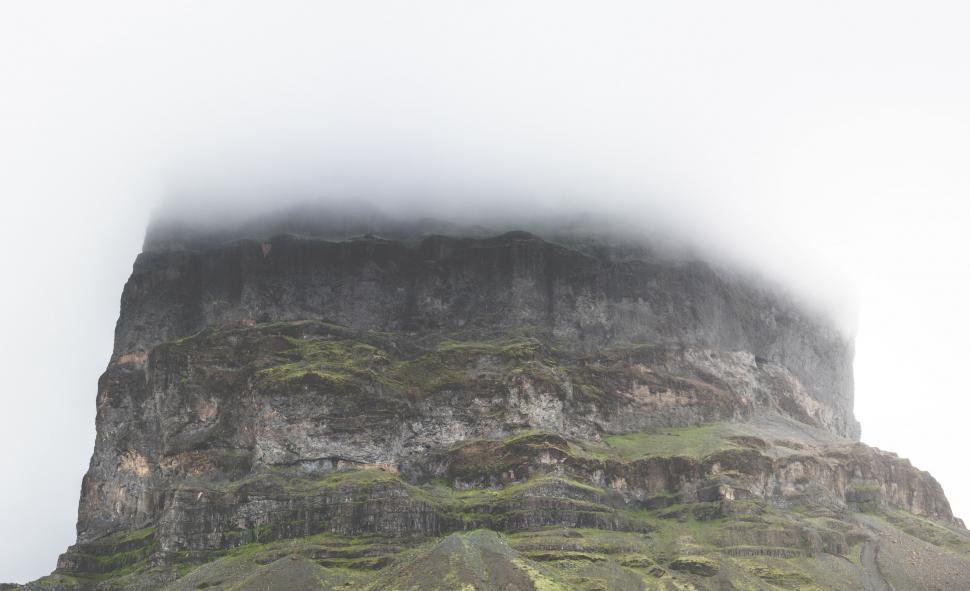 Free Image of Majestic Mountain With Towering Rock Face 