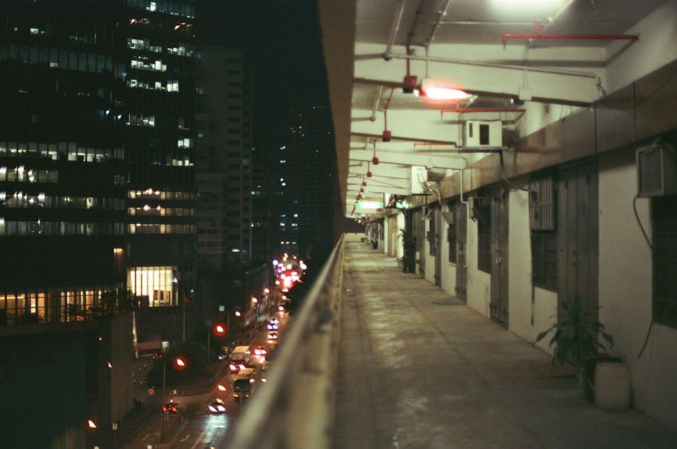 Free Image of Night View of a City Street 
