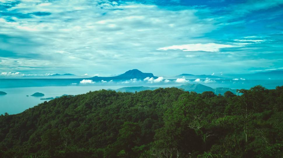 Free Image of Panoramic View of the Ocean From a Hill 