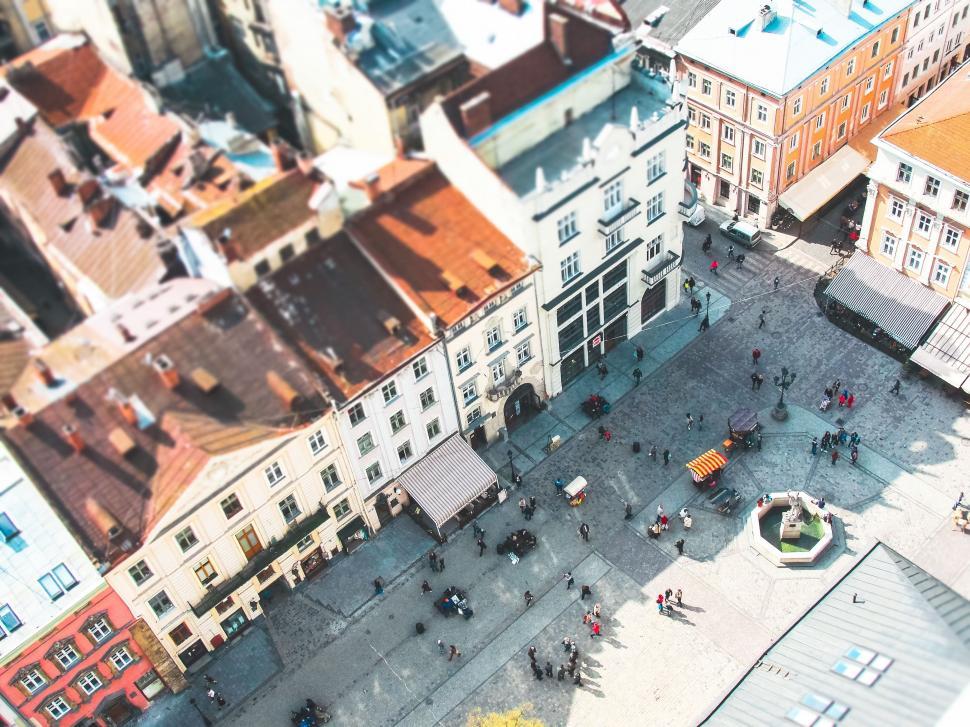 Free Image of Aerial View of Cityscape With Numerous Buildings 