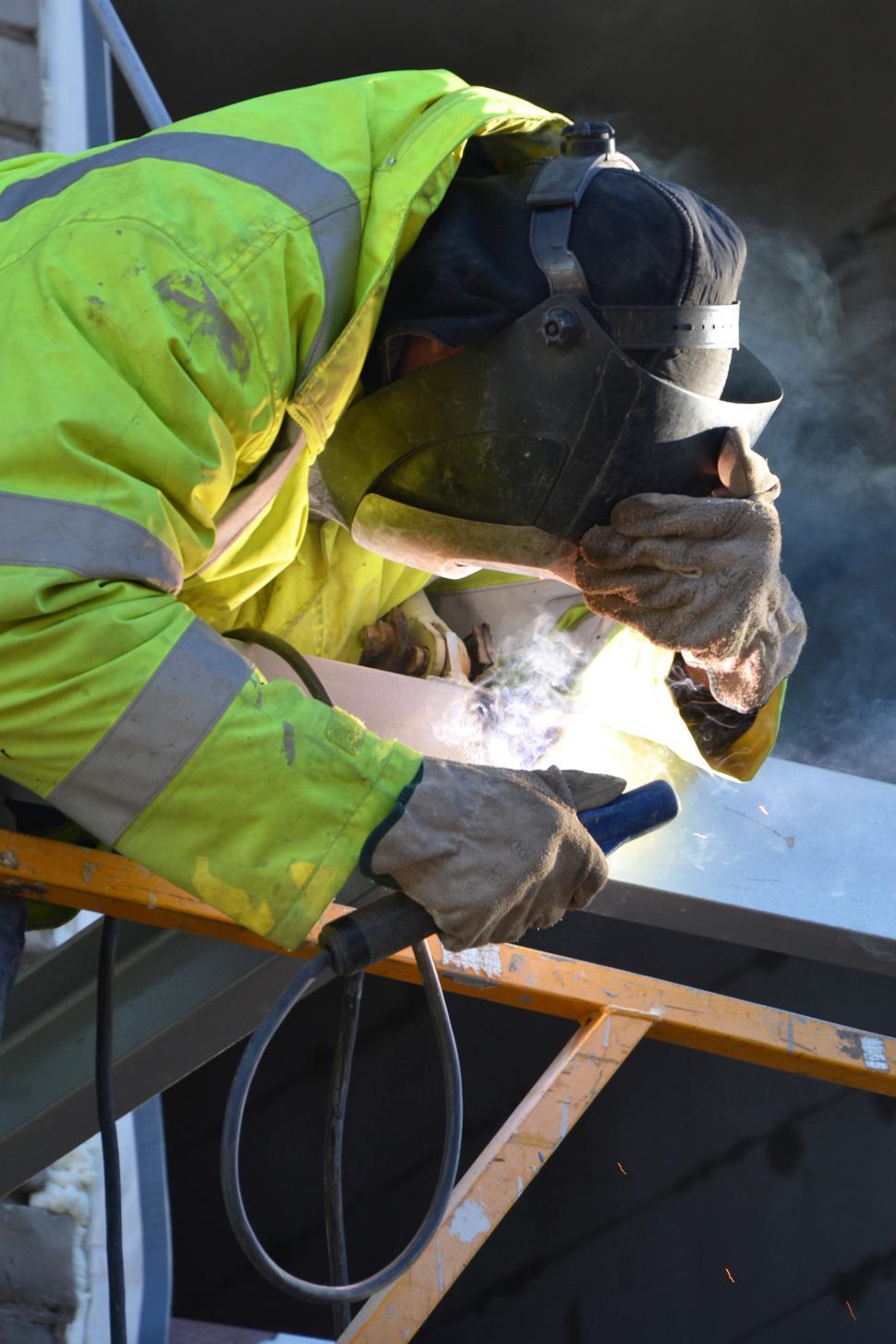 Free Image of Welder 