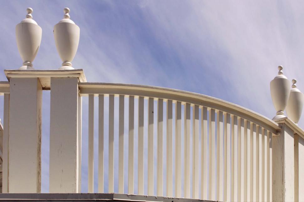 Free Image of Wooden railing 