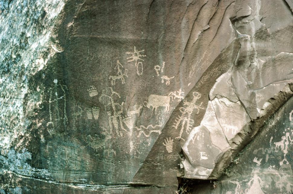 Free Image of Newspaper Rock State Historic Monument 