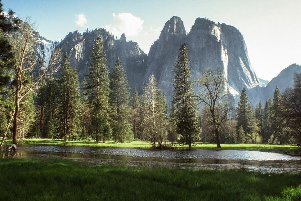 Free Image of Bridal Veil Fall 