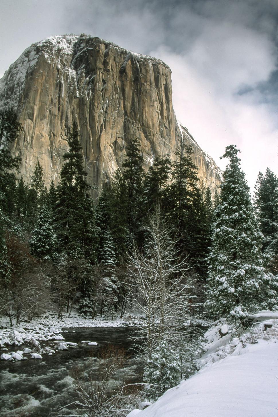 Free Image of El Capitan in snow 