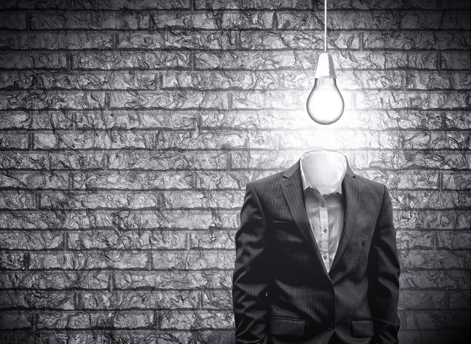 Free Image of Businessman having an idea - Problem-solving in a business conte 