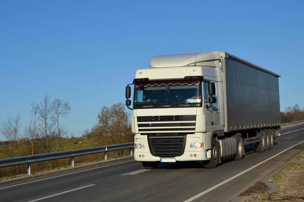 Free Image of DAF XF lorry  
