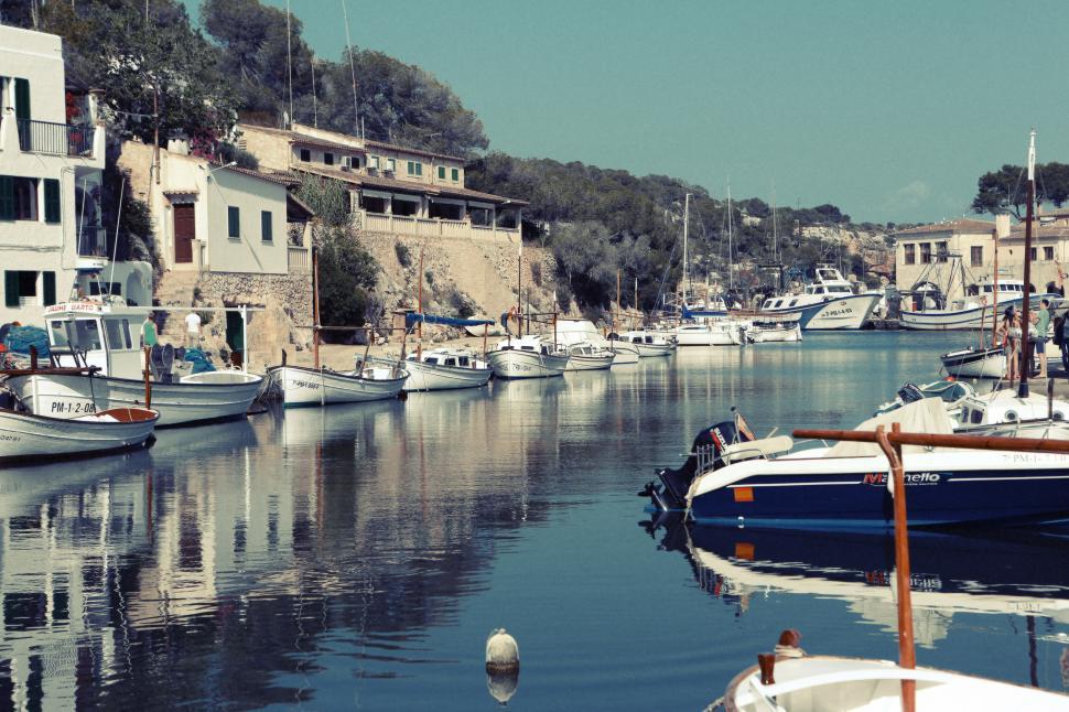 Free Image of Busy Waterway Filled With Boats 