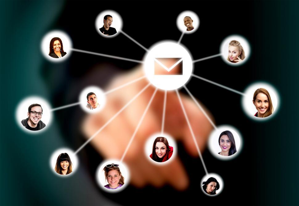 Free Image of Sending a newsletter mail to your contacts - Online marketing co 