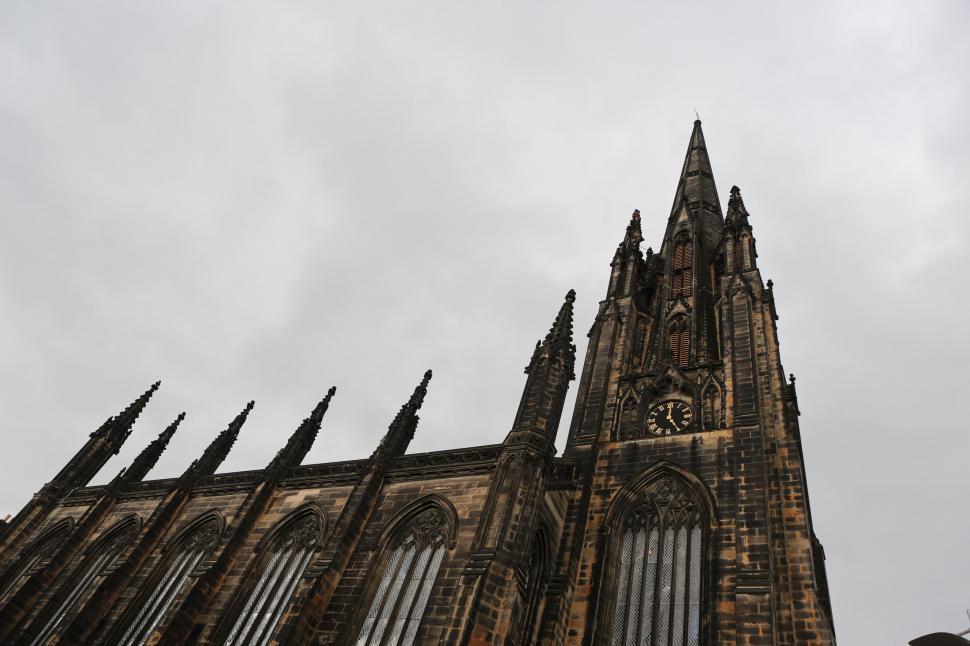 Free Image of Tall Cathedral With Clock 
