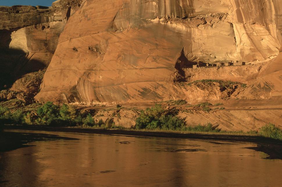 Free Image of Canyon de Chelly National Monument Cliff Dwelling 
