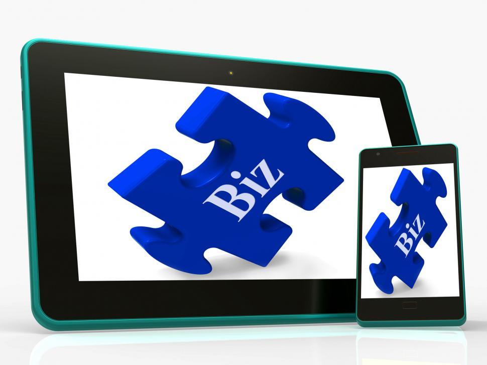 Free Image of Biz Smartphone Shows Online Business Or Company 
