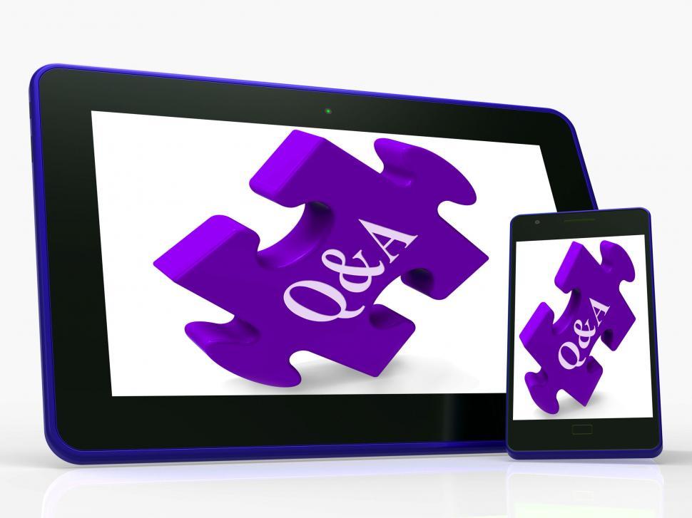 Free Image of Q&a puzzle on mobile phone shows questions and answers 