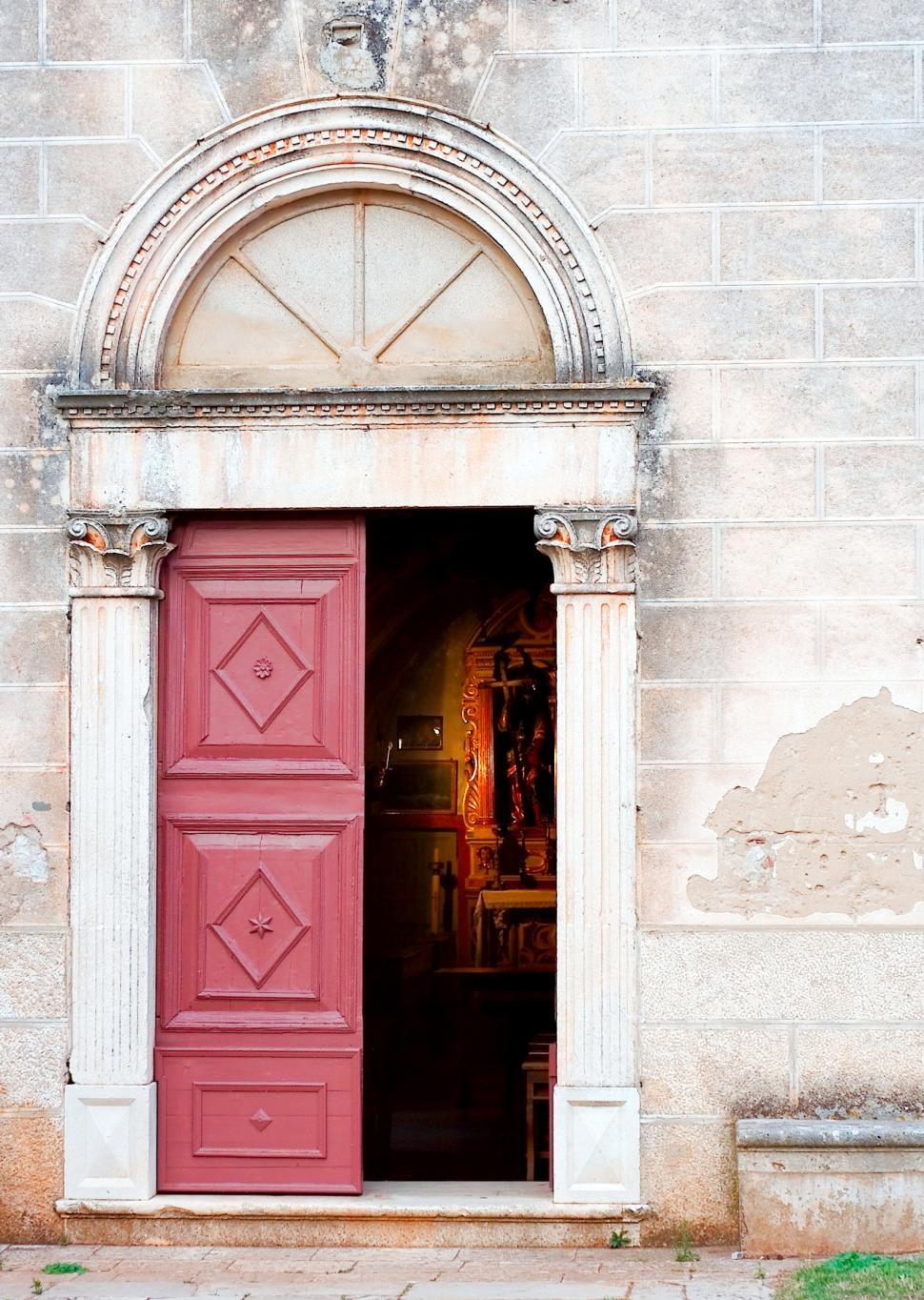 Free Image of Church door 