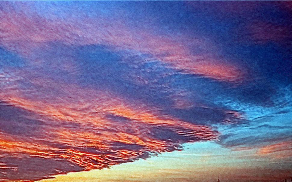 Free Image of Painted sky 