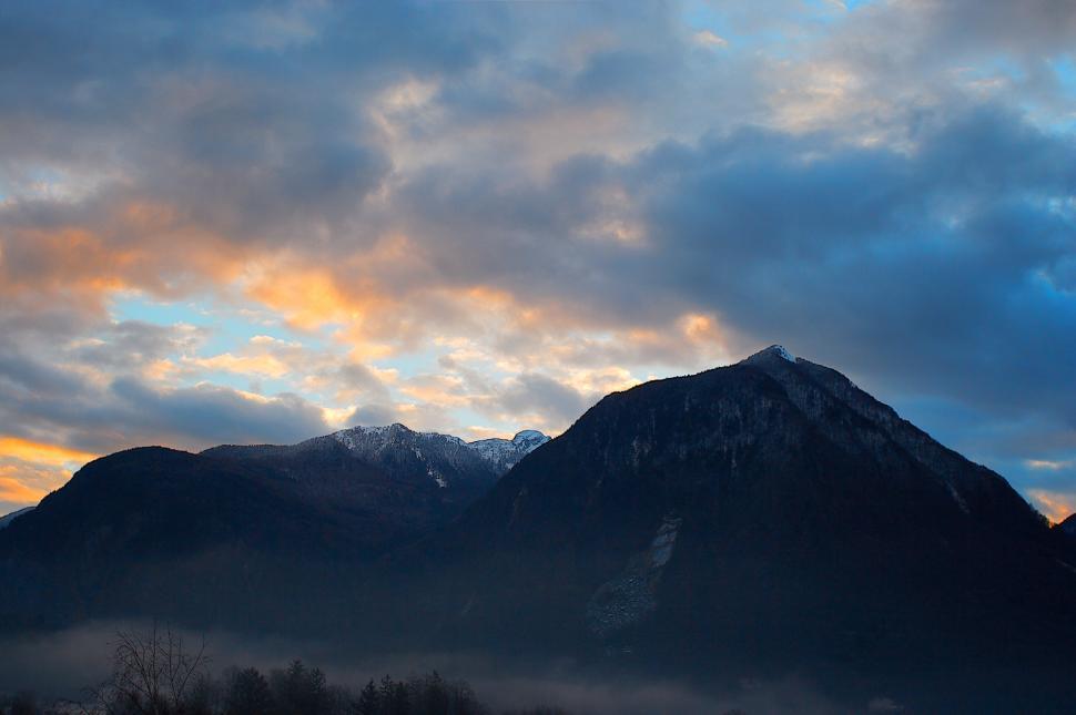 Free Image of The mountains 