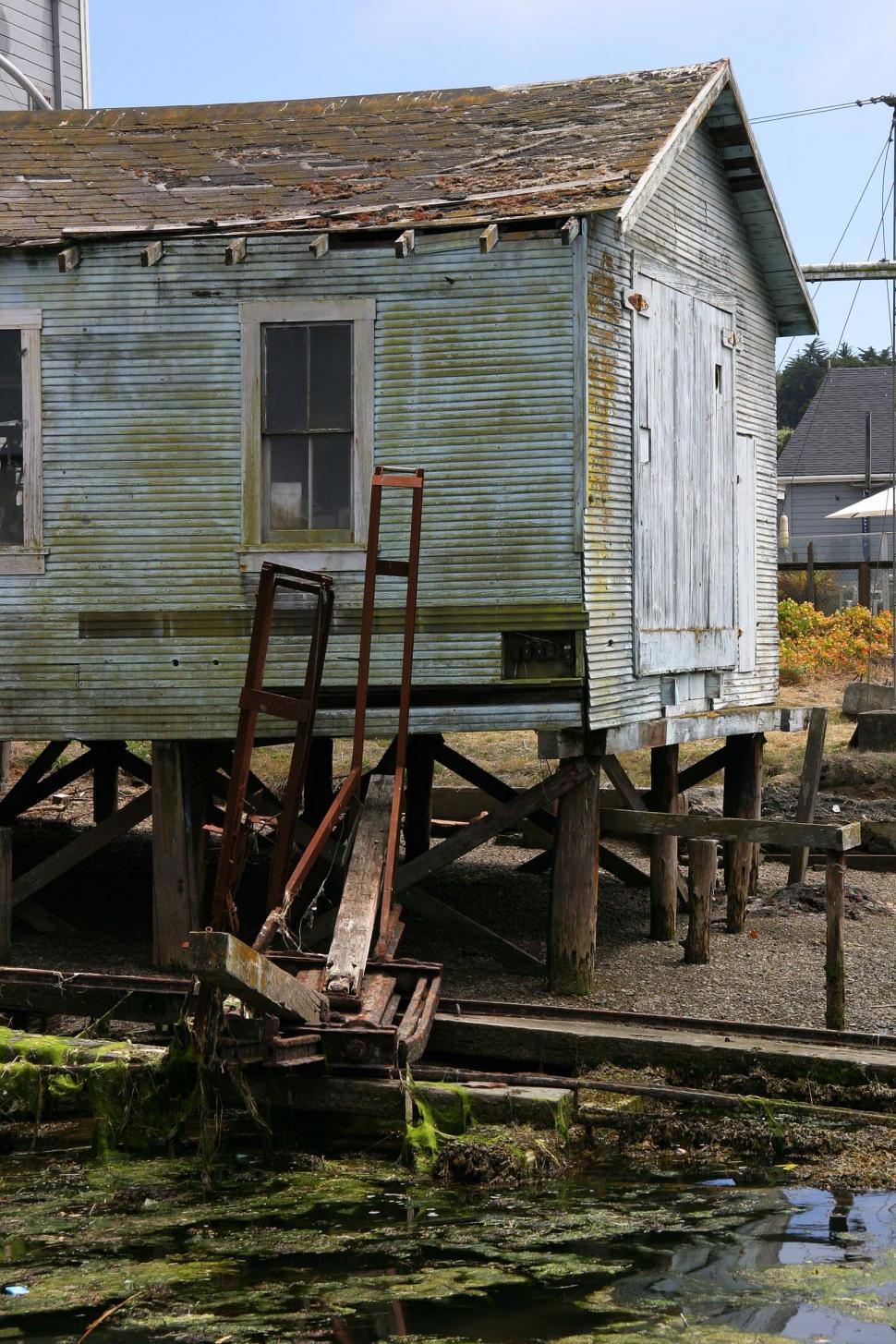 Free Image of Dock building 