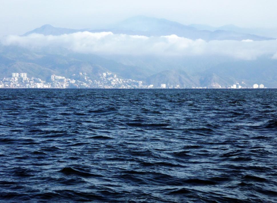 Free Image of City Water - Choppy Ocean Waves 