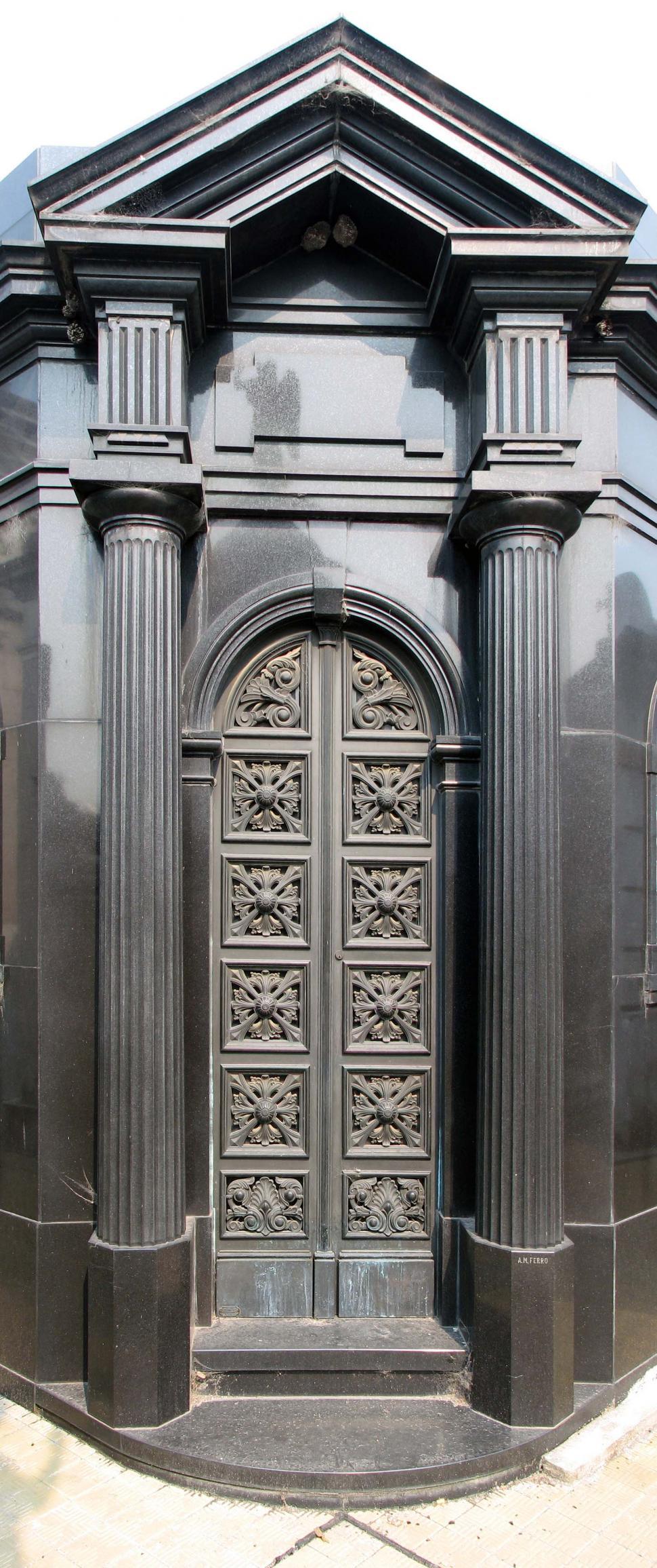 Free Image of Neoclassic Niche 