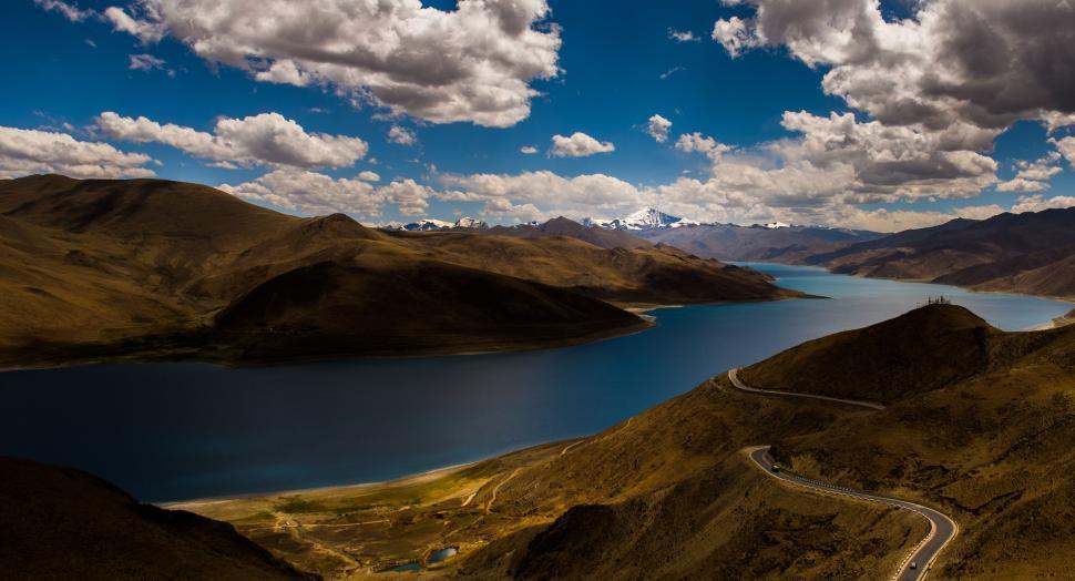 Free Image of Scenic View of a Lake and Mountains 