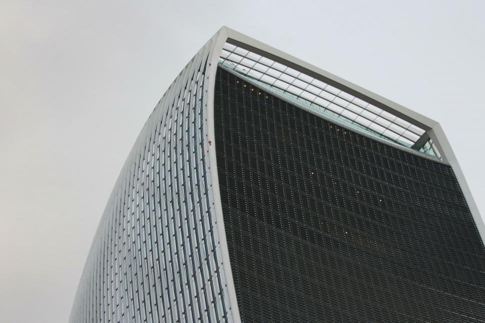 Free Image of Tall Building in Black and White 