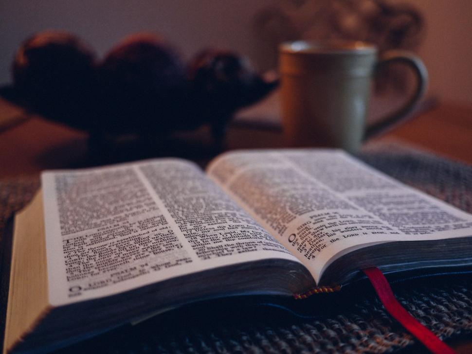 Free Image of Open Book on Table 