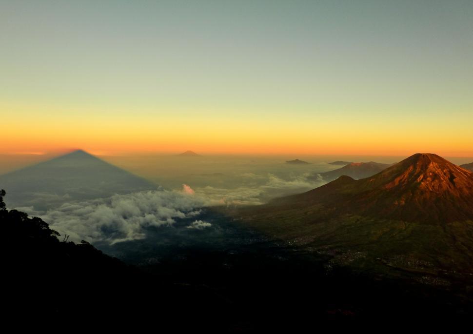 Free Image of Sunset View From Mountain Summit 
