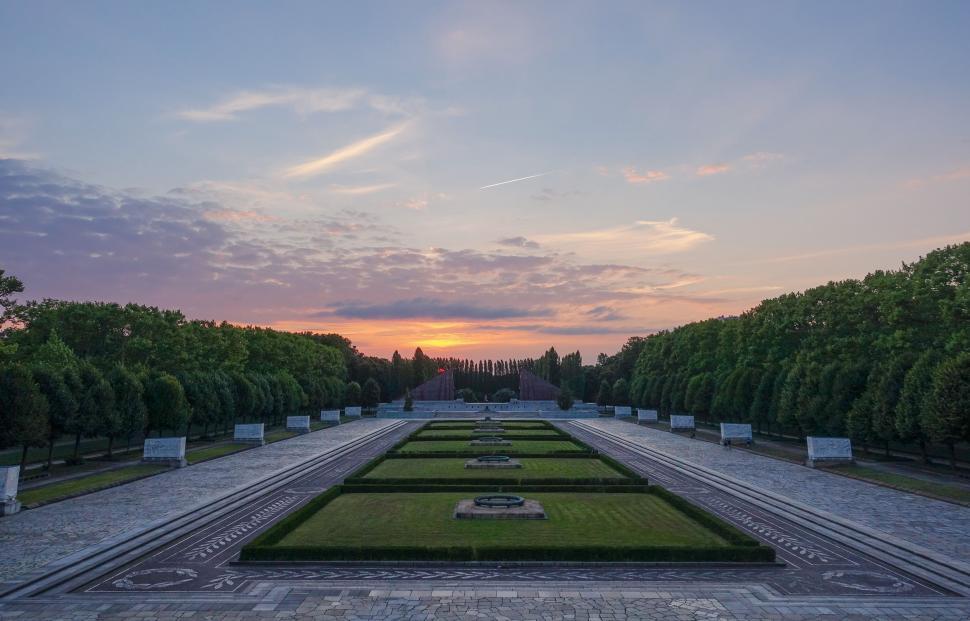 Free Image of Formal Garden at Sunset 