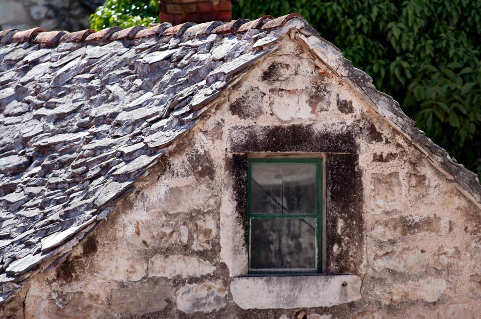 Free Image of Old house detail 