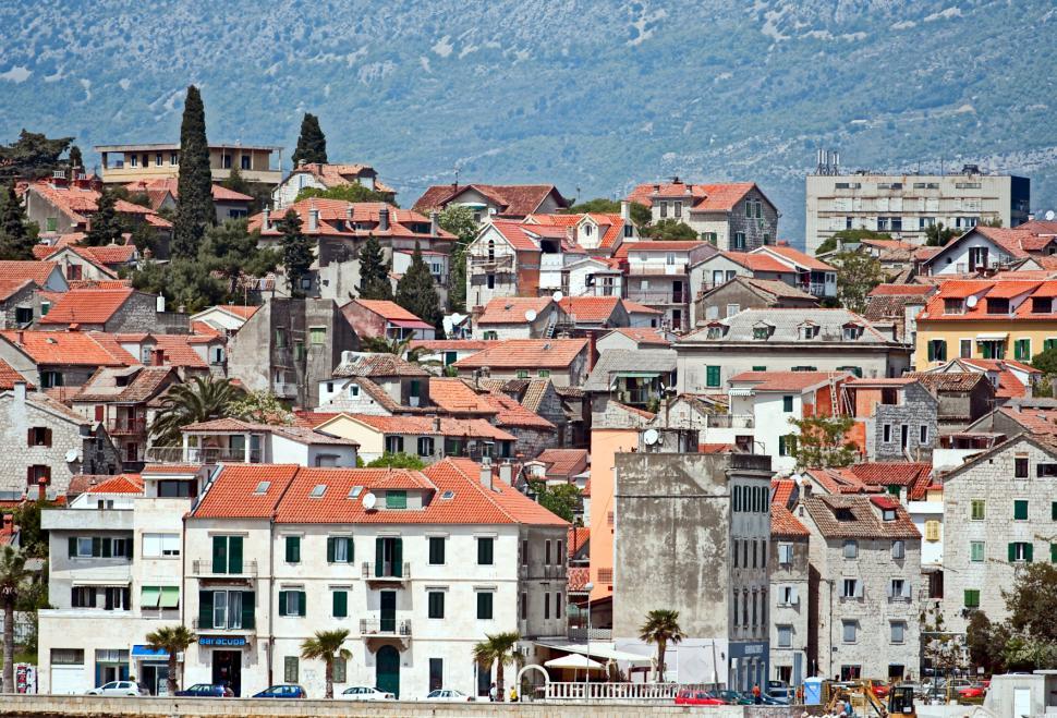 Free Image of Split 