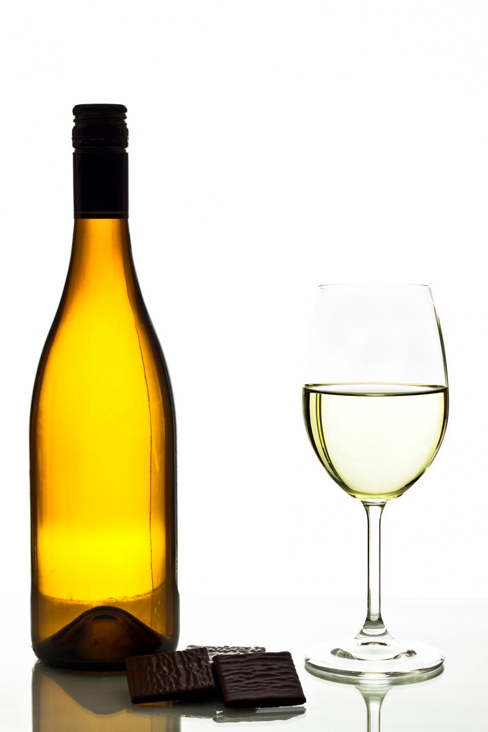 Free Image of Wine and Chocolate 