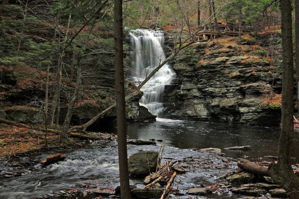 Free Image of Fulmer Falls at George W. Childs Recreation Site. Dingmans Ferry 